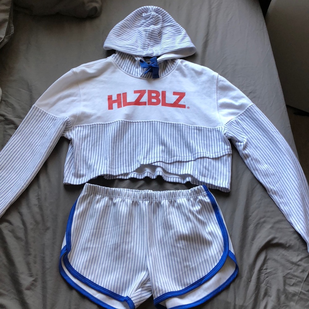 HLZBLZ baseball set
